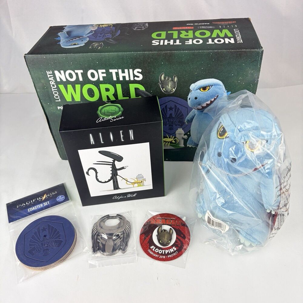 LOOT CRATE NOT OF THIS WORLD GODZILLA,ALIEN,PREDATOR,PACIFIC RIM DRAGON Open Box